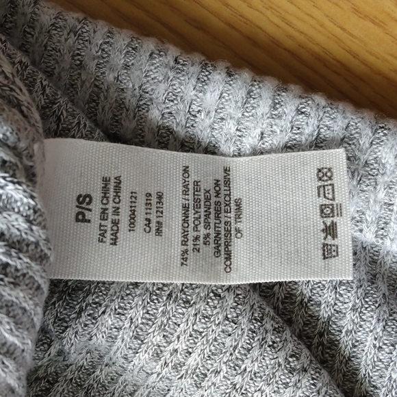 Garage Mock Neck Lightweight Sweater | Size Small - Picture 5 of 5